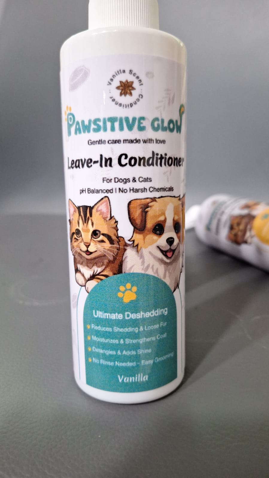 Pawsitive Glow Leave-in Conditioner